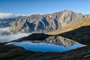 Il Lago Nero e la Punta di Pietra Rossa