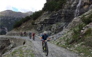 I bike trekker non si sono fatti scoraggiare dal tempo inclemente
